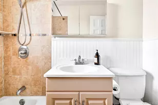 160 Centre Ave, New Rochelle, NY 10805 - Photo 30