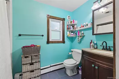 350 S Greene Avenue, Lindenhurst, NY 11757 - Photo 36