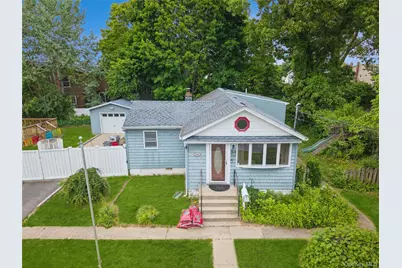 350 S Greene Avenue, Lindenhurst, NY 11757 - Photo 26
