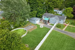 350 S Greene Ave, Lindenhurst, NY 11757 - Photo 32