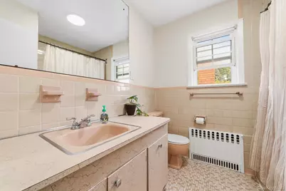 342 Roberts Avenue, Yonkers, NY 10703 - Photo 20