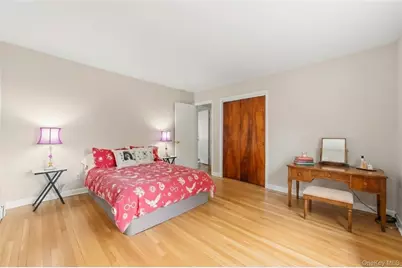 342 Roberts Avenue, Yonkers, NY 10703 - Photo 22
