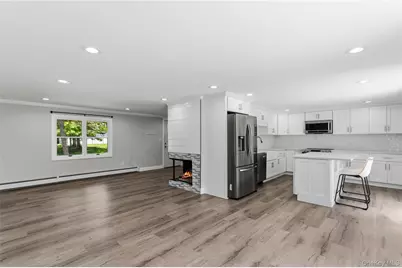 26 Halfcircle Drive, Holbrook, NY 11741 - Photo 10