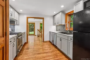 17 Hillside Rd, Greenwood Lake, NY 10925 - Photo 18