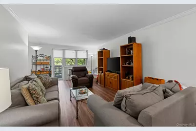 85-10 151 Avenue #2D, Howard Beach, NY 11414 - Photo 20