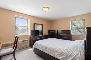85-10 151st Ave, Howard Beach, NY 11414 - Photo 16