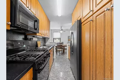 85-10 151 Avenue #2D, Howard Beach, NY 11414 - Photo 40