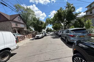 142-25 Bascom Ave, Ozone Park, NY 11436 - Photo 4