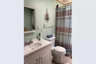 525/B11 Riverleigh Avenue #B11, Riverhead, NY 11901 - Photo 4