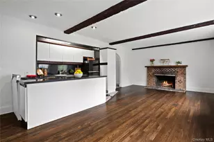 270 Bronxville Rd, Bronxville, NY 10708 - Photo 6