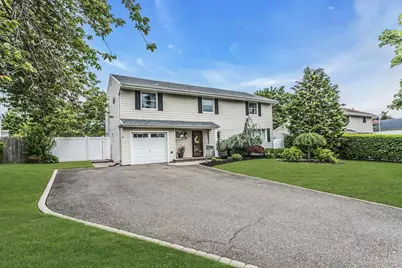 95 Rumford Road, Kings Park, NY 11754 - Photo 2