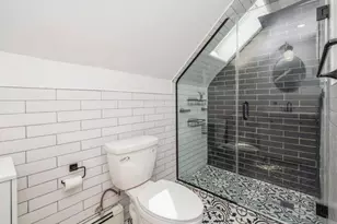 8 Crabtree Ln, Levittown, NY 11756 - Photo 14