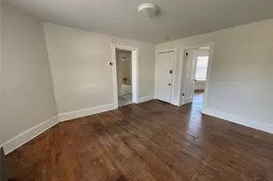18 Capron St, Walden, NY 12586 - Photo 8