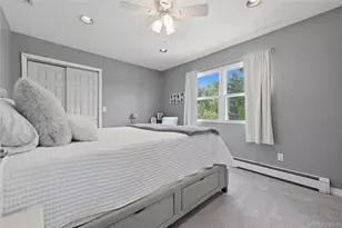 19 Berkshire Rd, Bethpage, NY 11714 - Photo 24