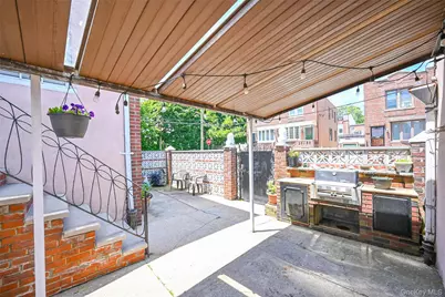 6953 73rd Place, Middle Village, NY 11379 - Photo 22