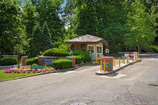 18 Bronxville Glen Dr, Bronxville, NY 10708 - Photo 32