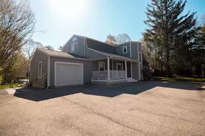 220 Pleasure Drive, Riverhead, NY 11901 - Photo 2