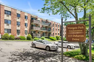 115 Dehaven Dr, Yonkers, NY 10703 - Photo 24