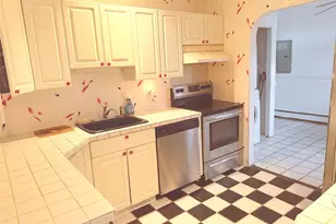 92 Stone Ln, Levittown, NY 11756 - Photo 6
