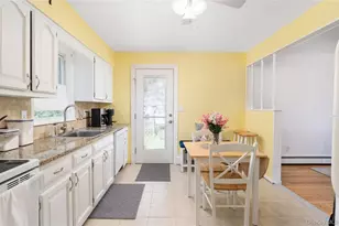 22 West End Ave, East Quogue, NY 11942 - Photo 10