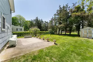 22 West End Ave, East Quogue, NY 11942 - Photo 22