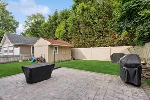 1055 Stanton Ave, Woodmere, NY 11598 - Photo 14