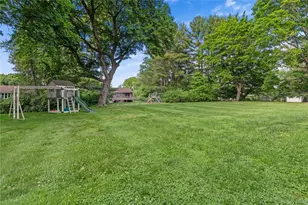 224 Willow Dr, Briarcliff Manor, NY 10510 - Photo 34