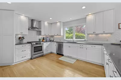 58 Bayfield Lane, Westhampton Beach, NY 11978 - Photo 10