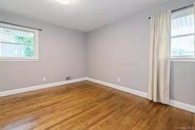 182 Smithtown Polk Boulevard, Centereach, NY 11720 - Photo 18