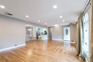 182 Smithtown Polk Blvd, Centereach, NY 11720 - Photo 8