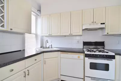 280 Bronxville Road #5W, Bronxville, NY 10708 - Photo 6