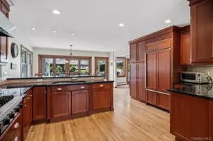 47 Lubber St, Stony Brook, NY 11790 - Photo 16