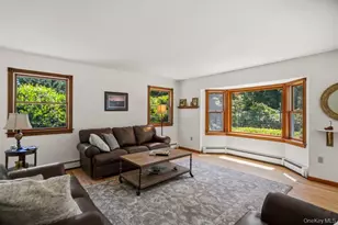 47 Lubber St, Stony Brook, NY 11790 - Photo 12