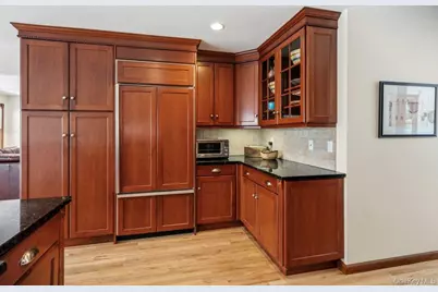 47 Lubber Street, Stony Brook, NY 11790 - Photo 18