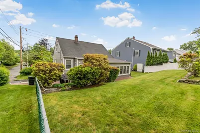 87 Etville Avenue, Yonkers, NY 10703 - Photo 28