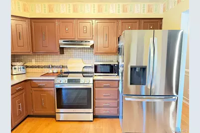 147 Hounslow Road, Shirley, NY 11967 - Photo 10