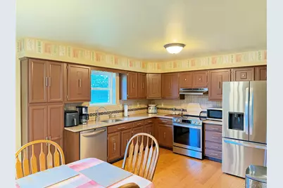147 Hounslow Road, Shirley, NY 11967 - Photo 8