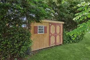 15 Willard Ave, Farmingdale, NY 11735 - Photo 28