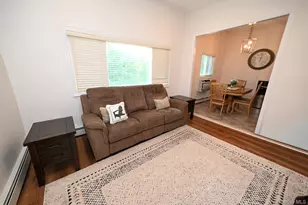 271 N Newbridge Rd, Levittown, NY 11756 - Photo 22
