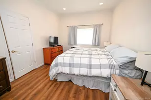 271 N Newbridge Rd, Levittown, NY 11756 - Photo 6