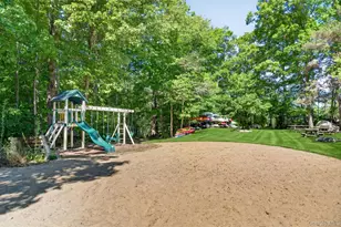 11 Arbutus St, Putnam Valley, NY 10579 - Photo 40