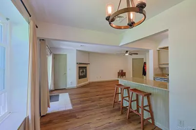 1103 Washington Green, New Windsor, NY 12553 - Photo 6