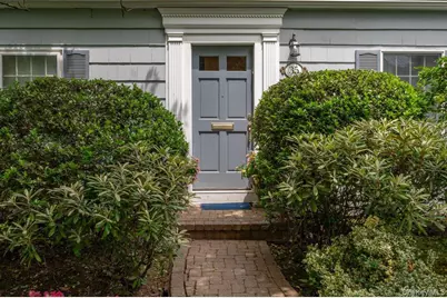 35 Mount Joy Avenue, Scarsdale, NY 10583 - Photo 2