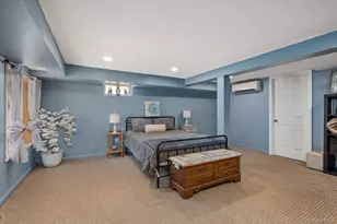 36 Iroquois Pl, Farmingdale, NY 11735 - Photo 16