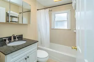 23 Phillips Rd, Glen Cove, NY 11542 - Photo 18