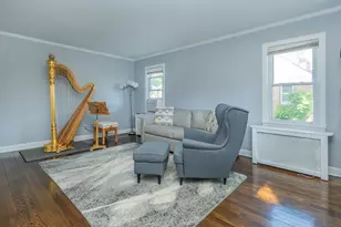 23 Phillips Rd, Glen Cove, NY 11542 - Photo 4