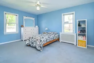 23 Phillips Rd, Glen Cove, NY 11542 - Photo 14