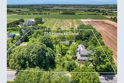 733 Herricks Lane, Jamesport, NY 11901 - Photo 2