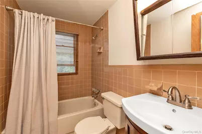 55 Fir Street, Valley Stream, NY 11580 - Photo 14