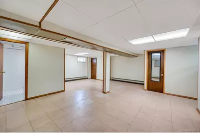 8343 261st Street, Glen Oaks, NY 11004 - Photo 24